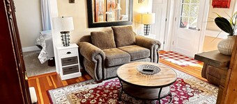 Fireside Cottage in Downtown Jacksonville