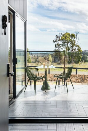 Interior - Barefoot Luxury, Romantic escapes, Outdoor bath with Ocean views, Farm stay (Carlton River)
