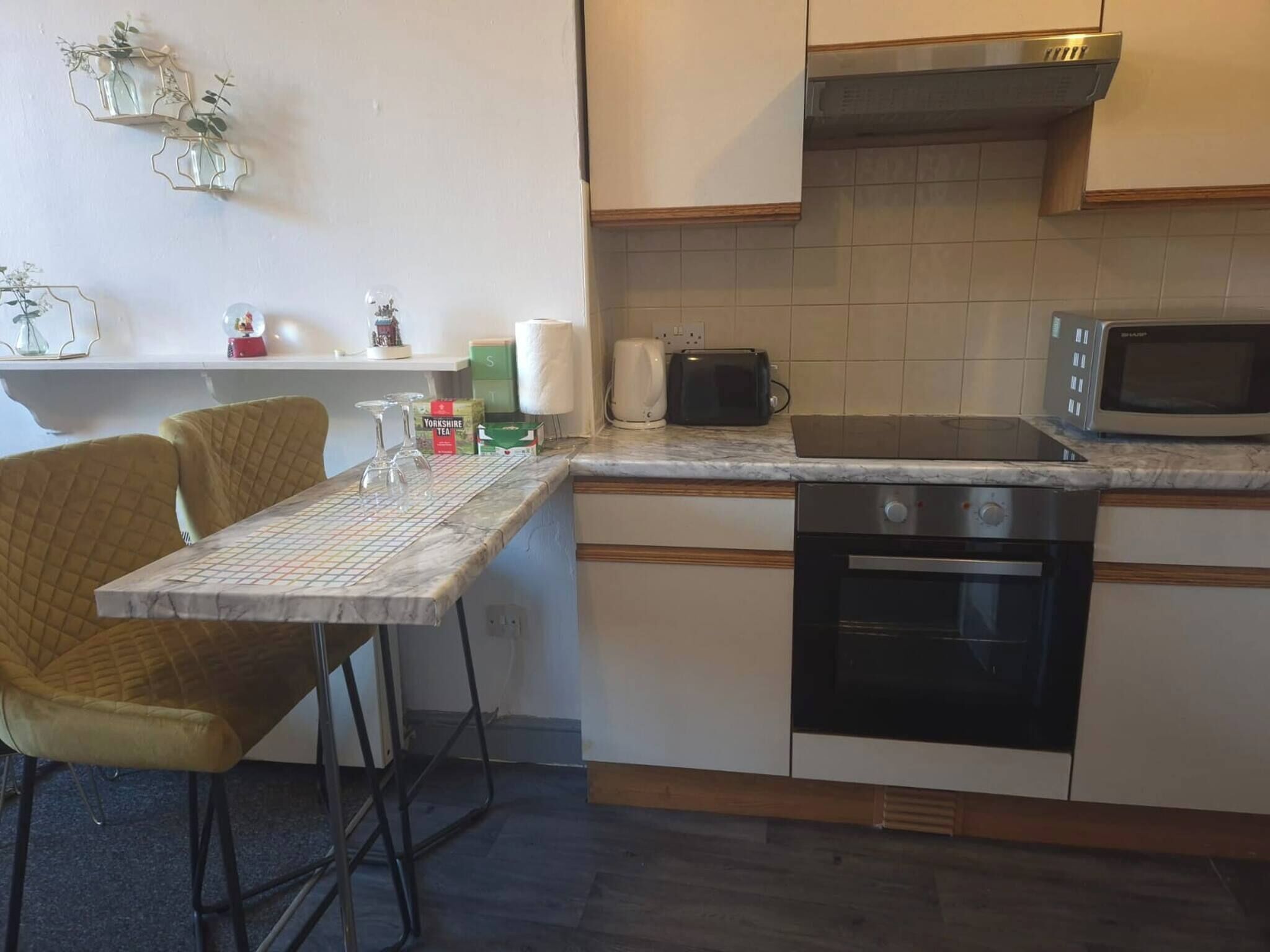 Apartment, 1 Bedroom, Fireplace | Interior