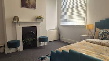 Apartment, 1 Bedroom, Fireplace