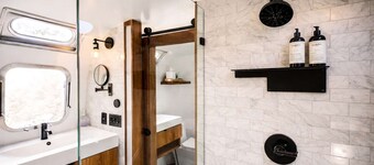 Design-Led Glamping Escape Near Yosemite