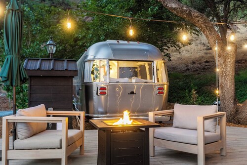 Design-Led Glamping Escape Near Yosemite