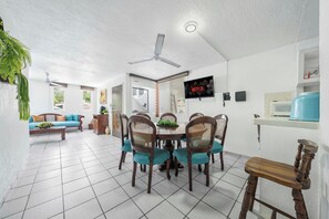 Dining - CONDO OLA ALEGRE (Manzanillo)