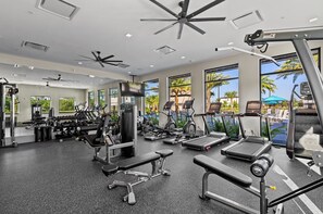 Fitness facility - 5BR Home for 16 w/ Pool & Game Room (Orlando)
