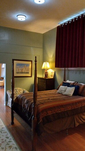 Unclassified image, 5 of 15, button - LEDBETTER EXECUTIVE BUILDING (Bartonville)