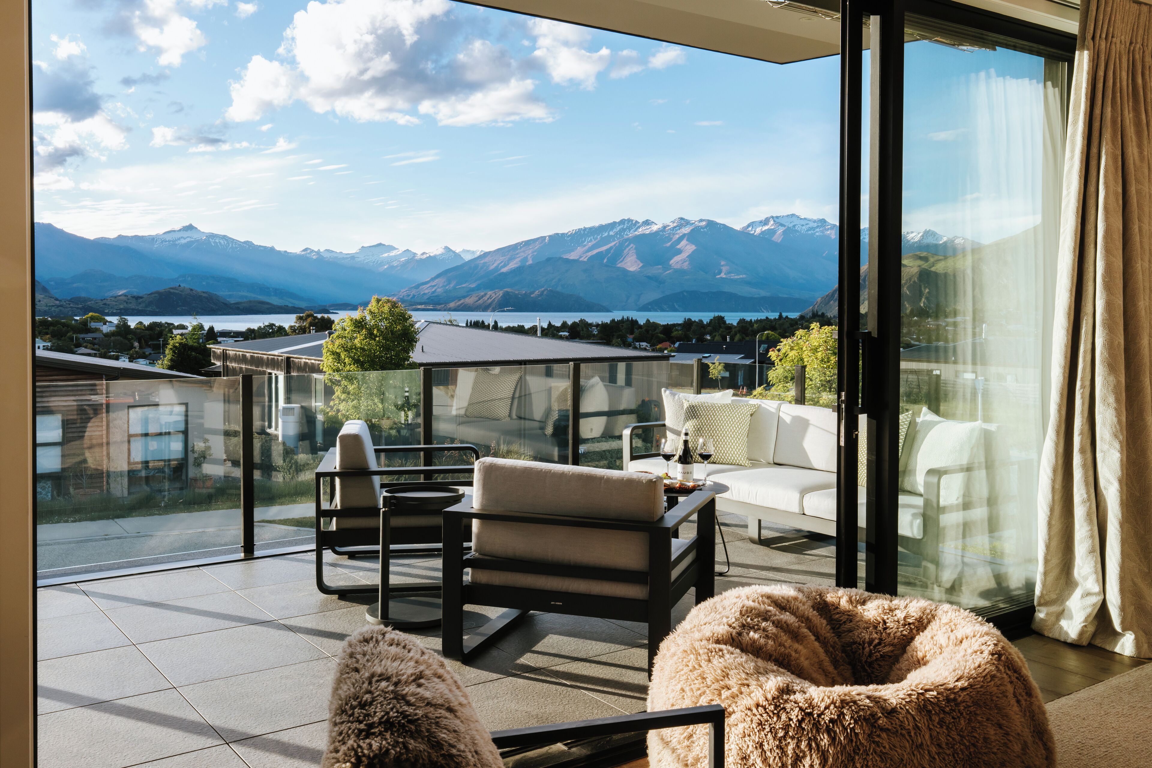 House, Lake View | Terrace/patio