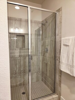 Shower, hair dryer, towels, soap - Stay Near The Pearl: Refined Comfort for Work, Rest, and Exploration (San Antonio)