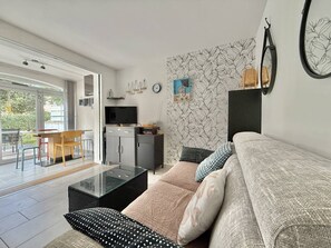 TV - CAP D'AGDE - La Pinède // Réf 0254 (CAP D AGDE)