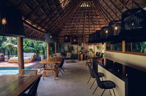 Outdoor dining - 3 Bungalow 3 Bedrooms | Swimming Pool + Private Jacuzzi (Tulum)