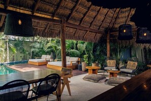 Outdoor dining - 3 Bungalow 3 Bedrooms | Swimming Pool + Private Jacuzzi (Tulum)