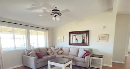 Adorable 3-bedroom house with AC in charming Prescott