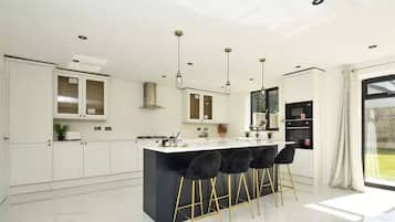 House, Multiple Bedrooms | Interior