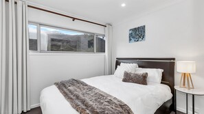 Free WiFi, bed sheets - Bobuck 2B - Boutique Mountain Escape (Thredbo)