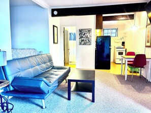 Unclassified image, 3 of 11, button - Point Charming Studio (Richmond)