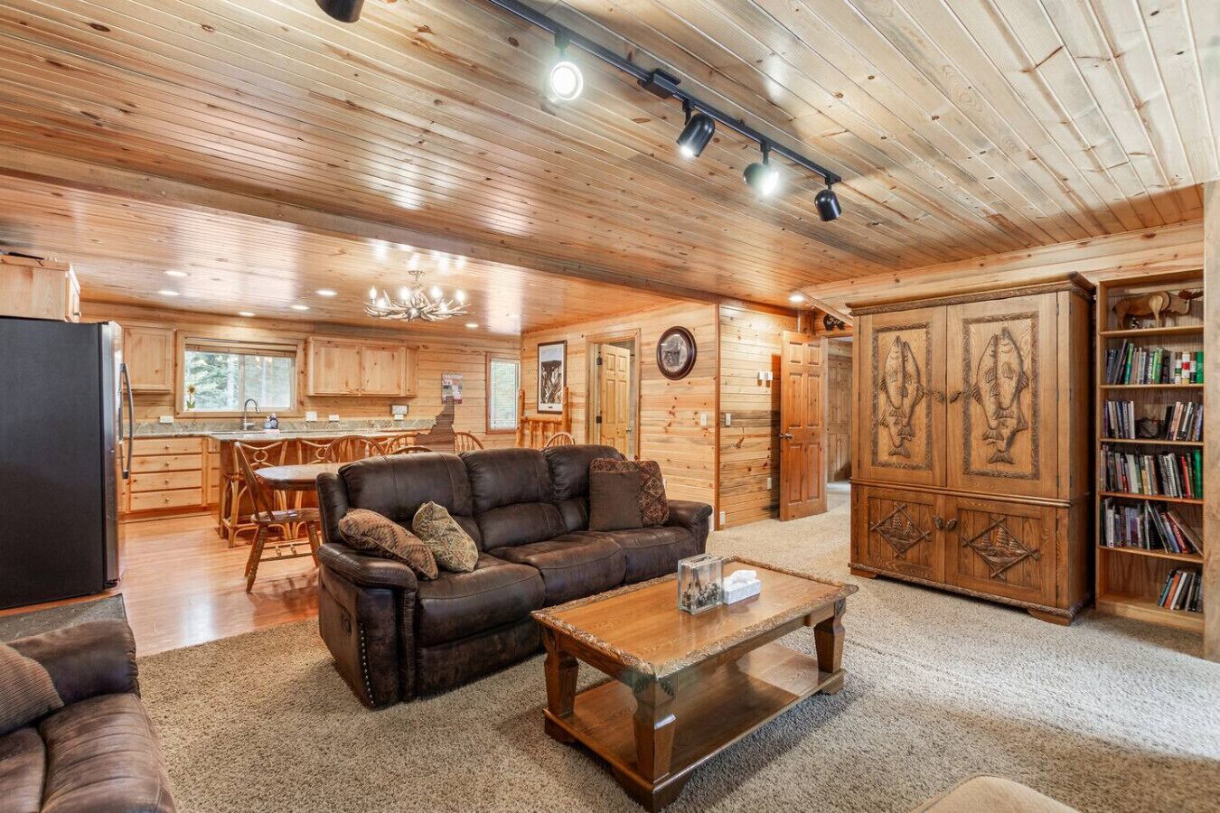 TV, fireplace, foosball, books