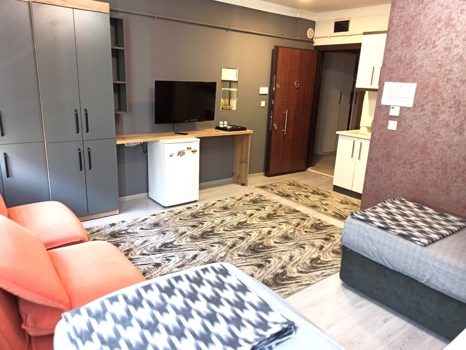 エコノミー スタジオ | アイロン / アイロン台、WiFi (無料)