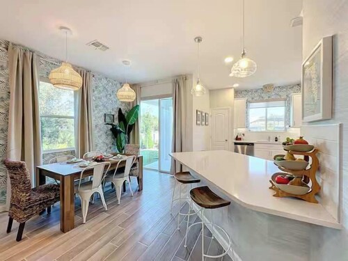 3BR Villa in Gated Oviedo  Near UCF & Orlando