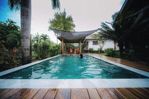 Imagen sin descripción, 4 de 39, botón