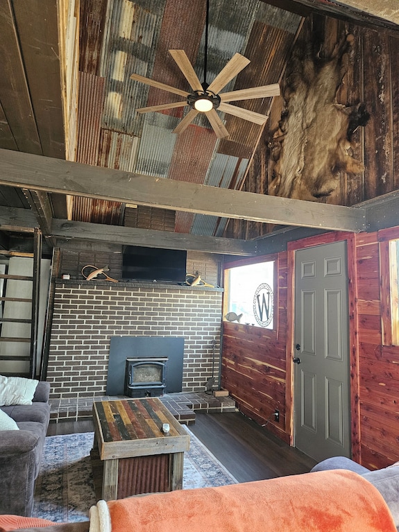 Cozy 3 Bedroom/2full Bath-perfect Fisherman's Cabin - Bull Shoals, AR