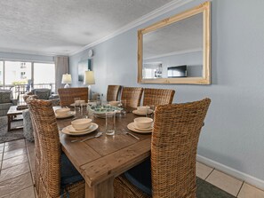 Dining - Islander207 FamilyFun Condo Beach Pool WasherDryer (Okaloosa Island)