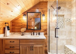 Shower, hair dryer, towels - Weathering Heights - Hot Tub, Game Room, Close to Boone and Banner Elk! (Boone)