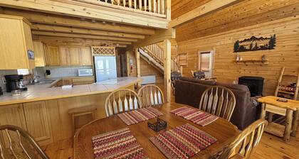 South Fork Cabin Near Wolf Creek Ski Fishing, ATV Trails, Mountain Views