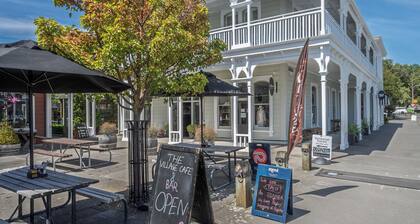 Altitude Apartment , 2 bedroom apartment in the heart of Martinborough