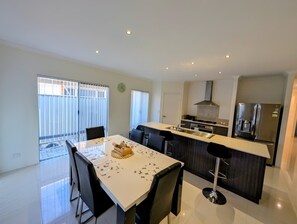 未分类图片，第 5 张，共 16 张，按钮