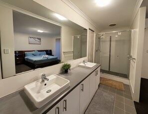 未分类图片，第 3 张，共 16 张，按钮