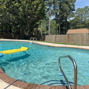 Outdoor pool - Charming house available during Master's week in Augusta, GA! (Augusta)