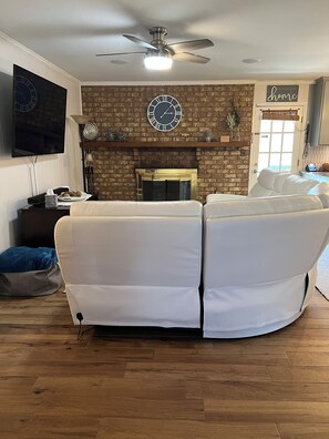 Smart TV - Charming house available during Master's week in Augusta, GA! (Augusta)