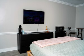 Fer et planche à repasser, Wi-Fi, draps fournis