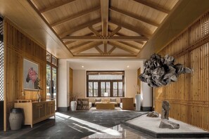 Lobby - GF Healing Hotel & Resort (Lijiang)