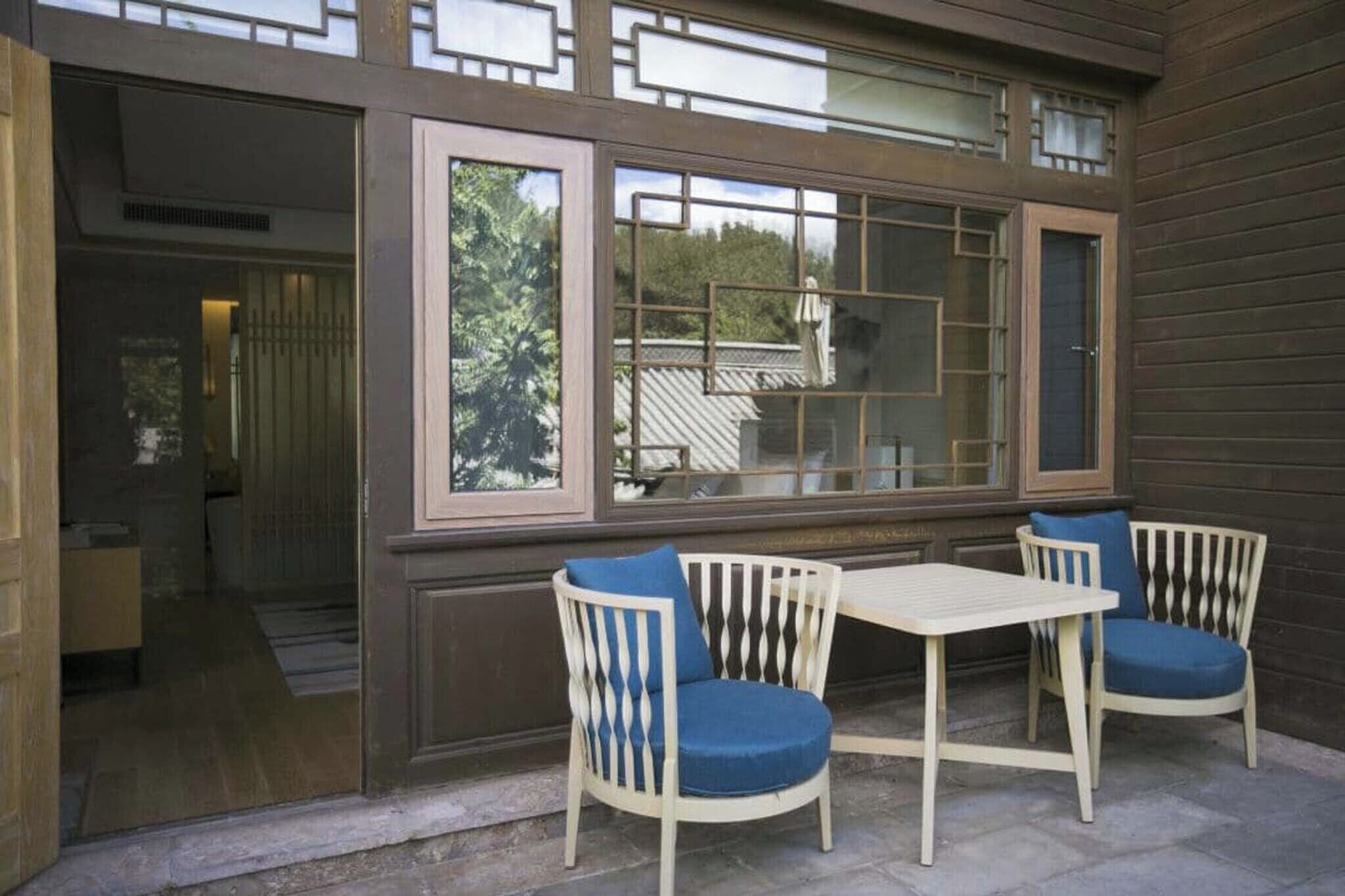 Luxury Twin Room, Hill View | Terrace/patio