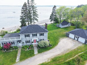 Exterior - Private Oceanfront Oasis 4-bedroom house in Brooklin perfect for your getaway (Brooklin)