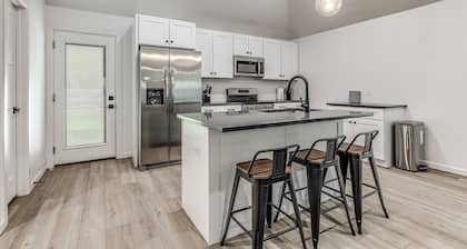Gorgeous 3-bedroom Entire House with AC in Oklahoma City