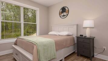 4 habitaciones, tabla de planchar con plancha y wifi gratis