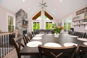 Dining - Ridge & Water | Pool table, hot tub, fire pit! (Basye)