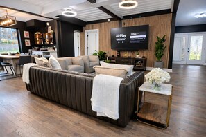 Interior - Luxury 5BR / 5.5BA Ensuite Baths | Edgewood Social House | Theater | Game Room (Atlanta)