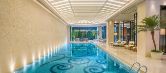 The Grand Mansion Hotel