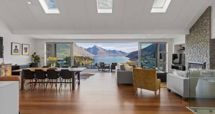 catalina-apt-5-amazing-views-and-walk-to-town