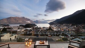 Terrace/patio - catalina-apt-5-amazing-views-and-walk-to-town (Queenstown)
