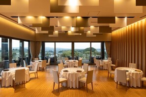 Dining - AUBERGE de SENVIE (Sakurai)