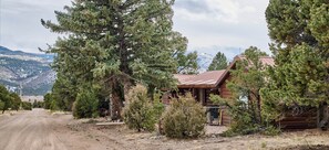 Exterior - Milner Pass Cabin Retreat (South Fork)