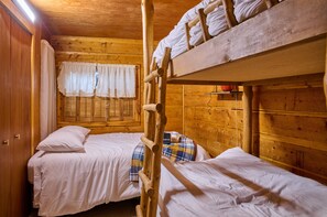 3 bedrooms, free WiFi, bed sheets - Milner Pass Cabin Retreat (South Fork)