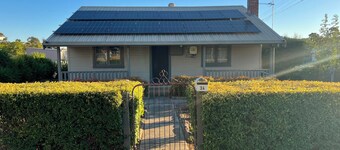 Cosy Heritage Cottage