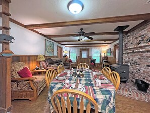 TV, fireplace - Creekside Cottage- Fishing Cabin (Bryson City)