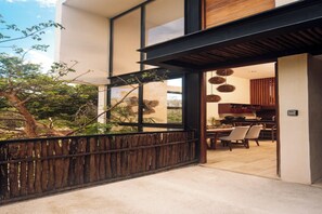 Outdoor dining - Bungalow 2Rec in Tulum | Swimming Pool + Private Jacuzzi (Tulum)