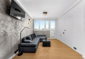 TV - Korfantego Urban Loft Apartment (Katowice)