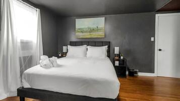 Desk, iron/ironing board, travel crib, WiFi